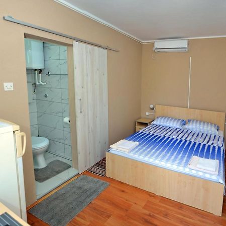 Rooms Petrovic 클라도보 외부 사진
